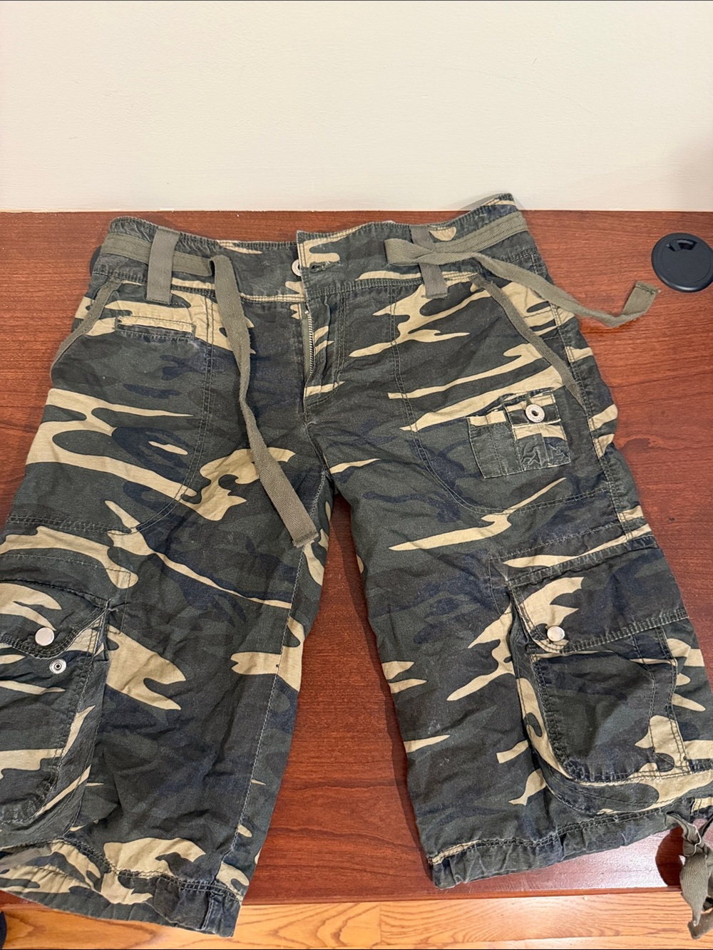 Women’s Camo Cargo Shorts - Green Camouflage